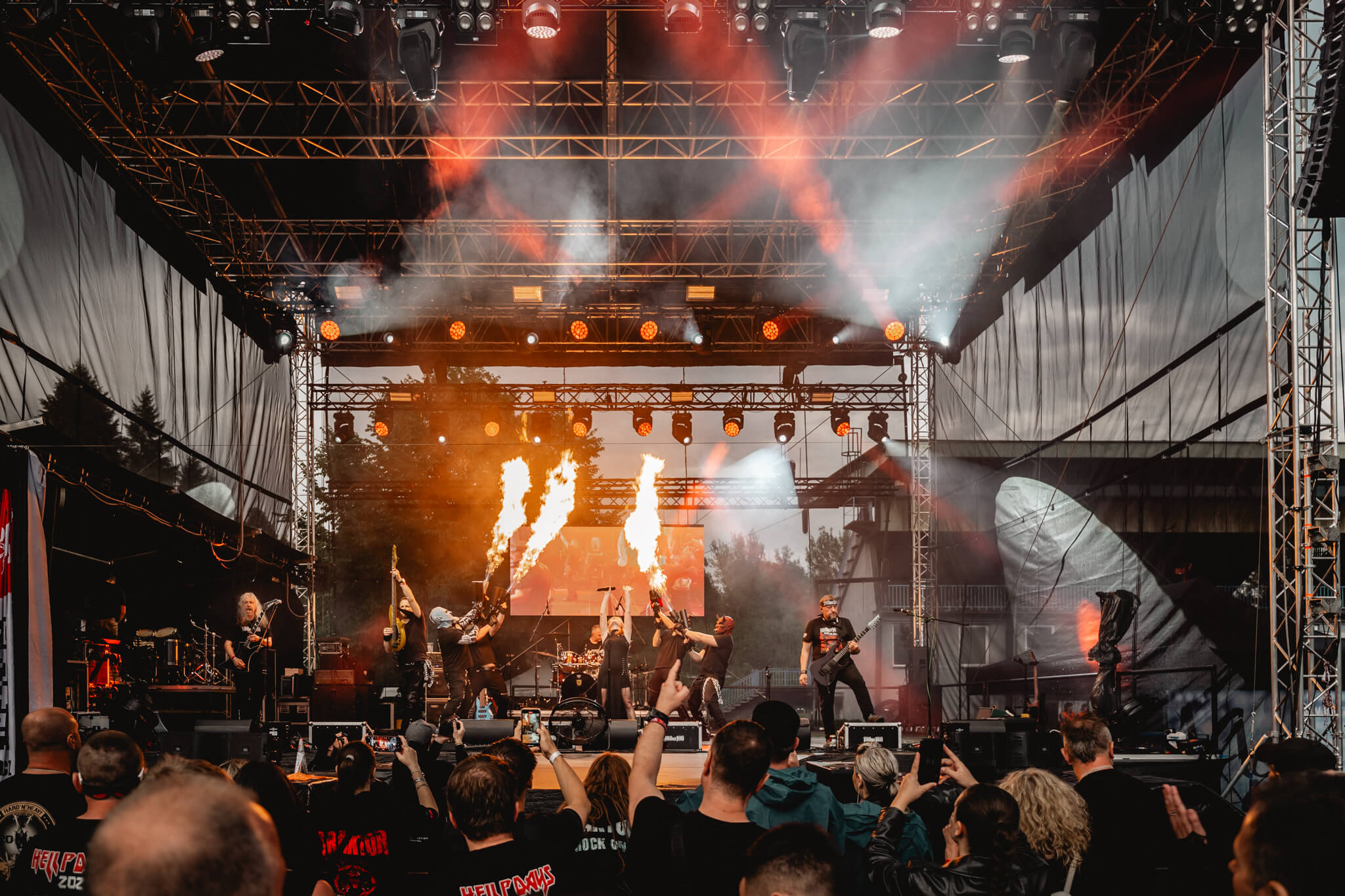 web Hellp Days 2025 FM398